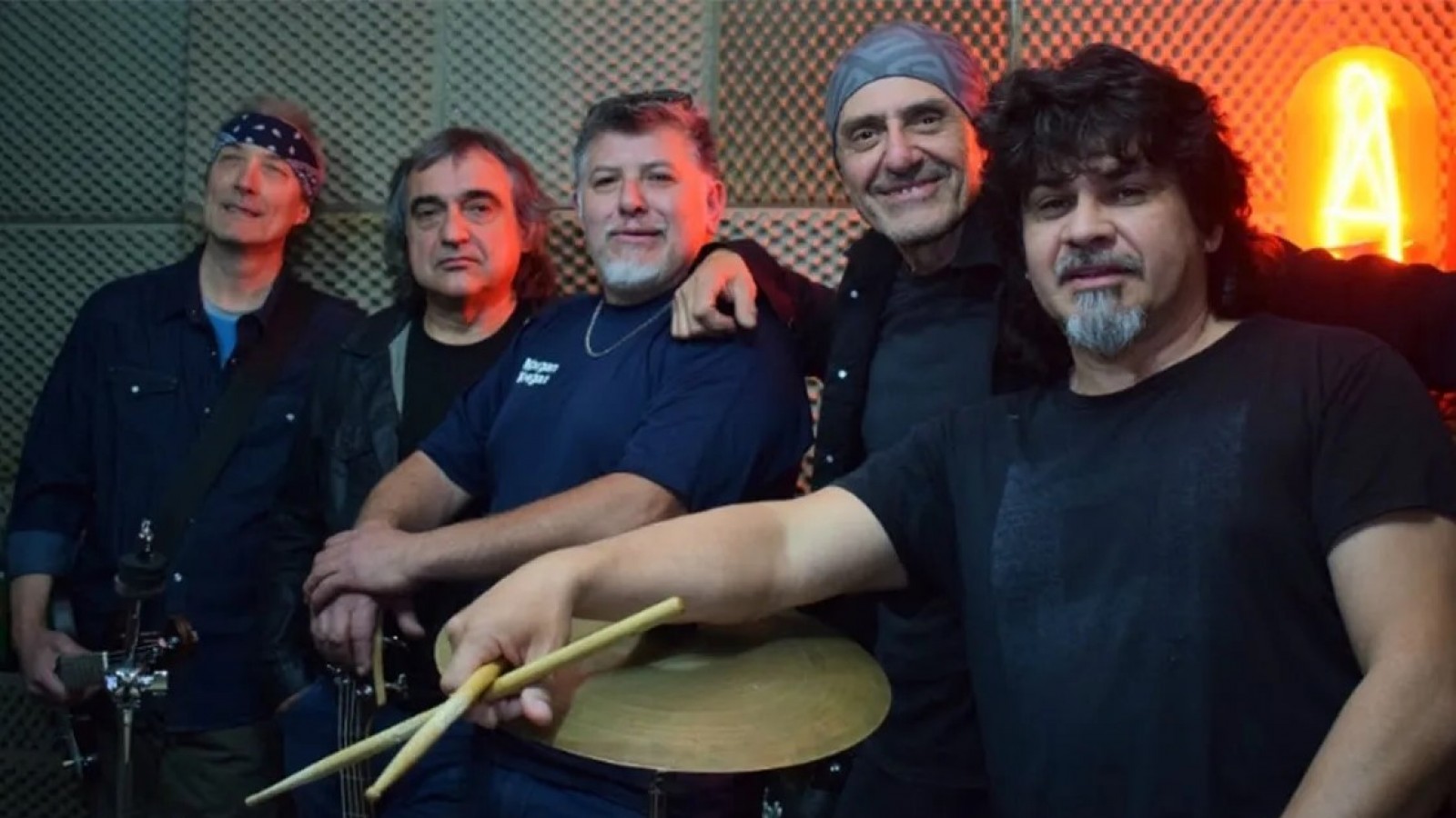 La suerte pasa por el regreso de Martes 13, en vivo